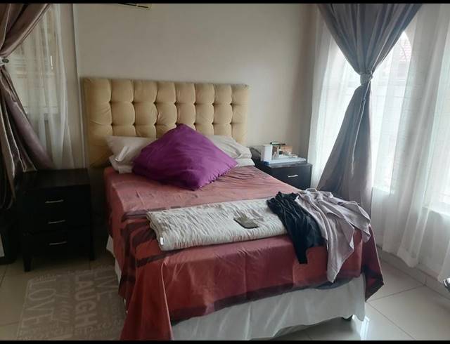 3 BEDROOM HOUSE FOR SALE IN ZAKARIYYA PARK